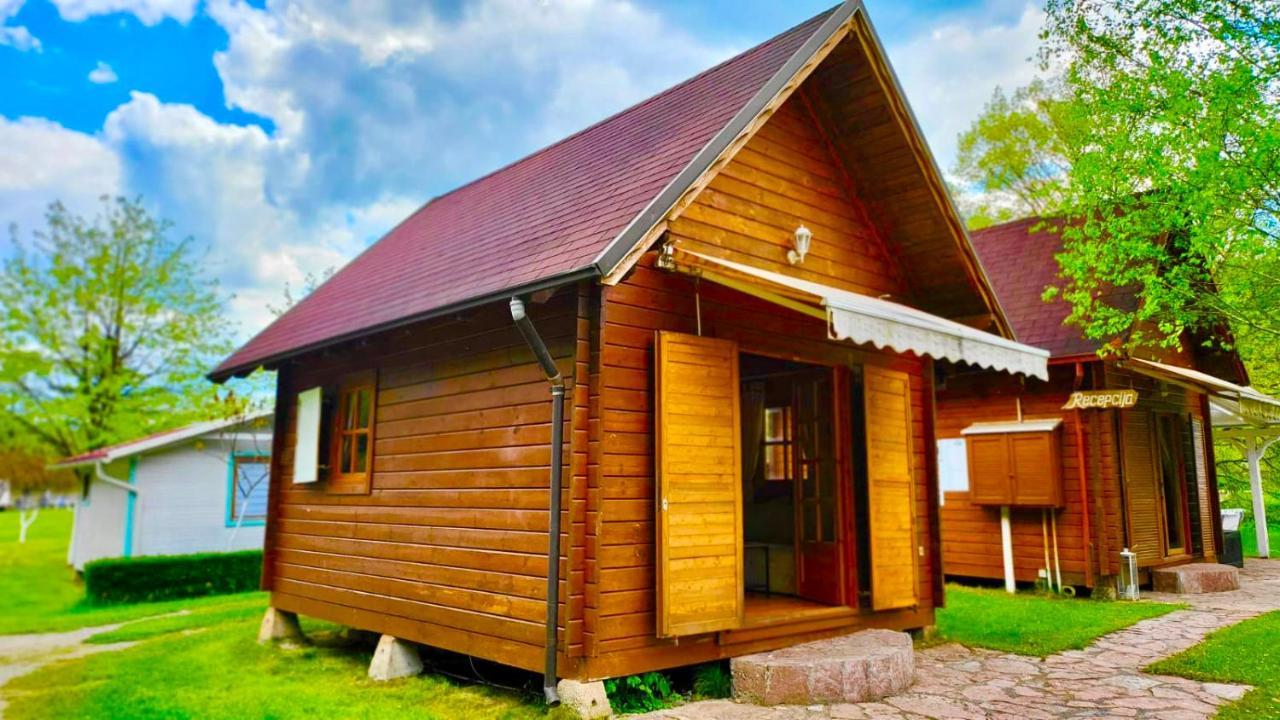 Отель Una Kamp Босанска-Крупа Экстерьер фото