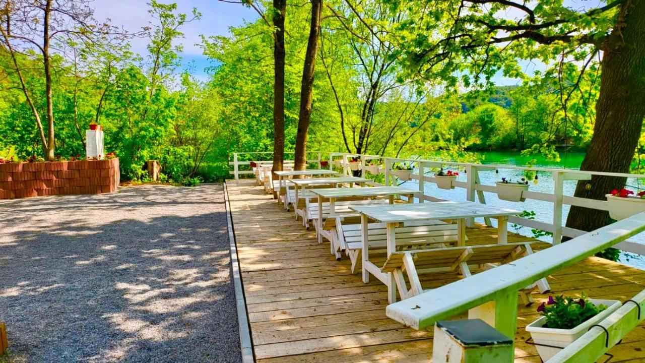 Отель Una Kamp Босанска-Крупа Экстерьер фото