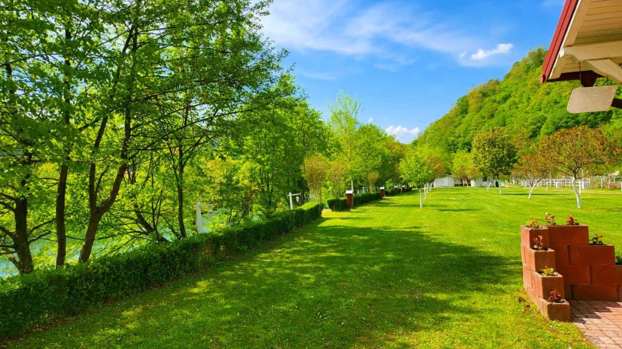 Отель Una Kamp Босанска-Крупа Экстерьер фото