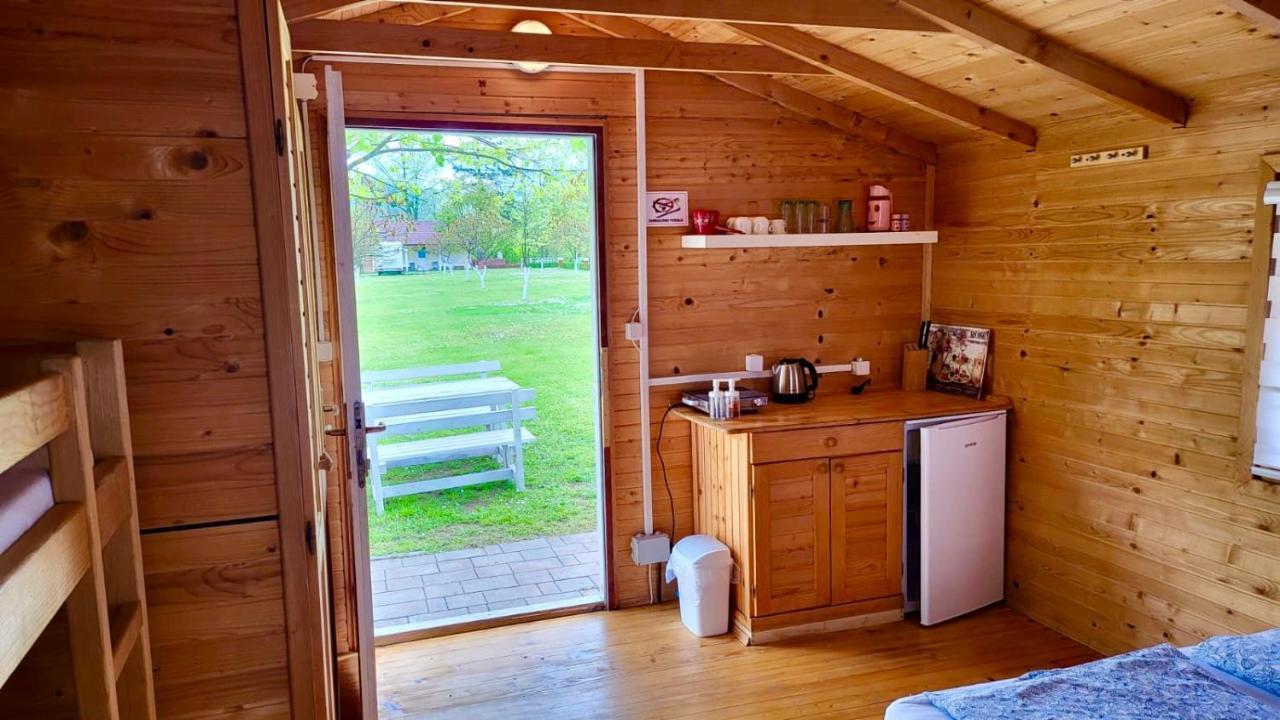 Отель Una Kamp Босанска-Крупа Экстерьер фото